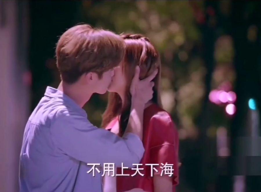 河南：书法家为劳模工匠书“福”送“春”